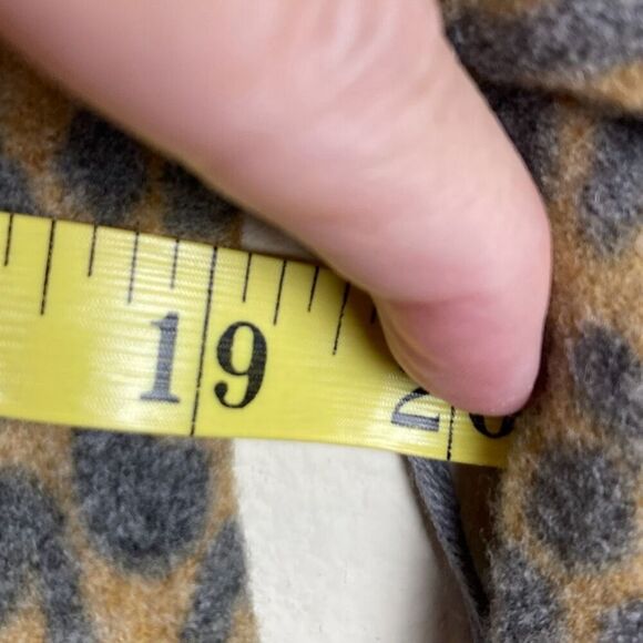 Nine Britton Fuzzy Animal‎ Print Pullover Top Size XS (P15) - Picture 9 of 11